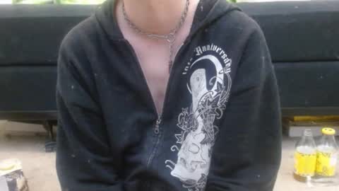Snapshot of hollyhawkes chatting on 12.13.24 Holly Hawkes online show from 12.13.24
