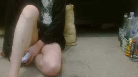 Holly Hawkes online show from 09.18.25