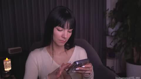 Holly Linder online show from 11.30.25