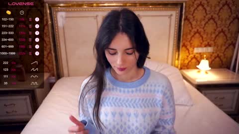 Snapshot of hollymonica chatting on 12.07.24 Delly online show from 12.07.24