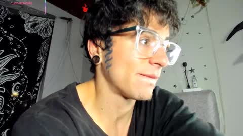 Snapshot of hollypurple chatting on 02.22.26 Hades and Persefone online show from 02.22.26