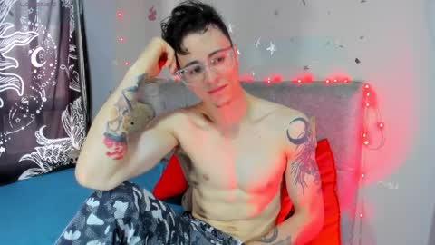 Snapshot of hollypurple chatting on 03.30.26 Hades and Persefone online show from 03.30.26