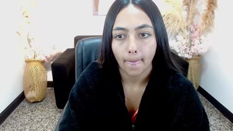 Holly online show from 01.15.25