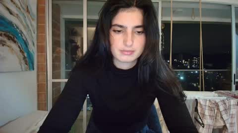 hollyshit_ online show from 11.24.25