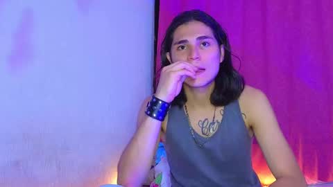      online show from 01.04.25
