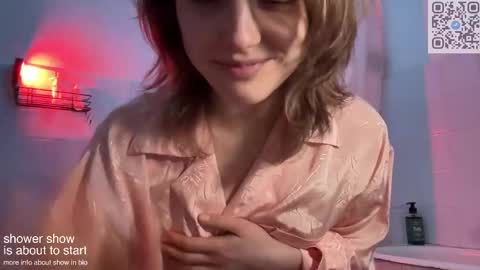 Snapshot of holydori chatting on 03.12.25 dori not holy get my tg channel with link from description under last photo online show from 03.12.25