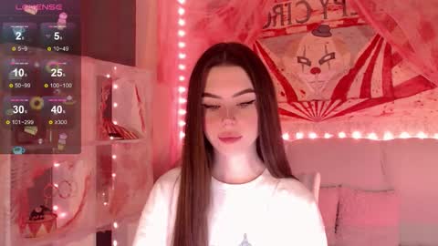 Mia online show from 10.28.25