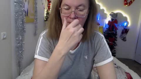 holymilfa online show from 12.08.24