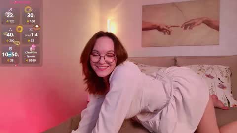 Snapshot of honeeyluv chatting on 02.25.26 Kitty online show from 02.25.26