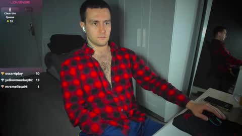 Snapshot of honestandrew chatting on 02.10.25 Andrew online show from 02.10.25