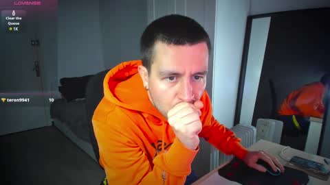 Snapshot of honestandrew chatting on 02.12.25 Andrew online show from 02.12.25