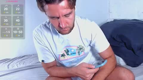 Snapshot of honestandrew chatting on 10.16.25 Andrew online show from 10.16.25
