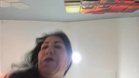 Snapshot of honey__hott chatting on 10.24.25 Honey online show from 10.24.25