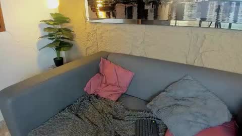 honey  monroe online show from 12.01.25