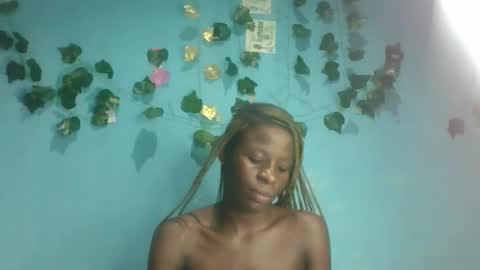 Queen online show from 10.06.25