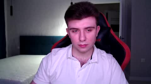 Wolfy online show from 03.05.25