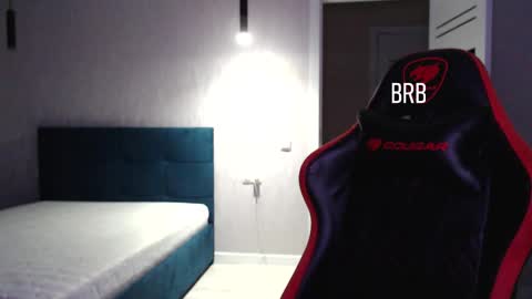 Wolfy online show from 03.11.25