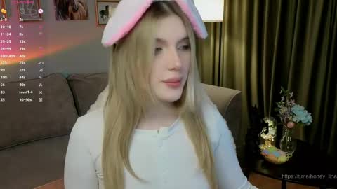 Lina online show from 04.04.26