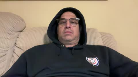 honey_man14 online show from 10.28.25