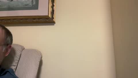 honey_man14 online show from 11.14.25