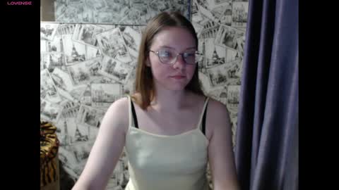 Lina online show from 12.26.24
