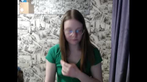 Lina online show from 02.04.25