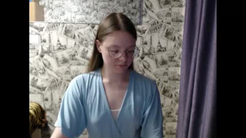 Lina online show from 02.14.25