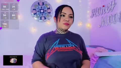 Snapshot of honey_mooon chatting on 01.13.25 Maria online show from 01.13.25