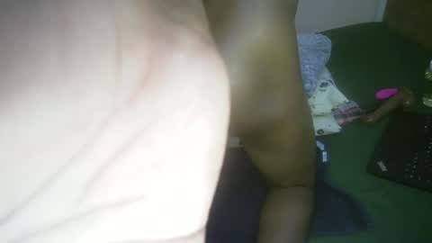 honey_nubia0 online show from 11.30.25