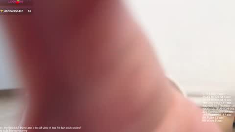 Snapshot of honey_sunshine chatting on 10.22.25 Jenyanew vid how I squirt in forest in bio online show from 10.22.25