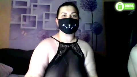 Snapshot of honey_sweet_couple chatting on 01.09.26 Alexa and Oscar online show from 01.09.26