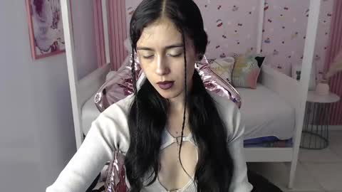HONEY  online show from 12.26.24