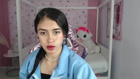 HONEY  online show from 01.04.25