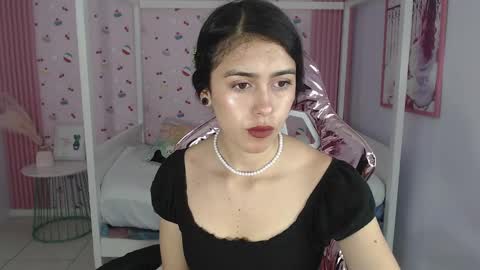 HONEY  online show from 01.07.25