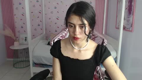 HONEY  online show from 01.07.25