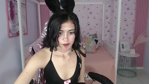 HONEY  online show from 01.10.25