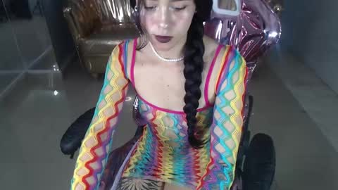 HONEY  online show from 02.26.25