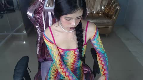 HONEY  online show from 02.26.25