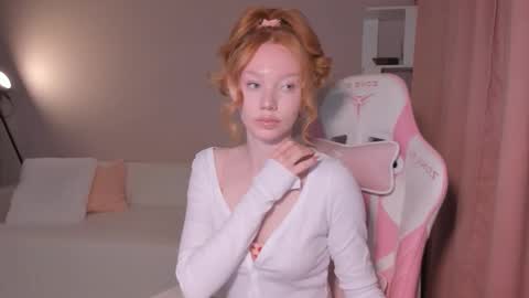 honeyautumn online show from 10.02.25