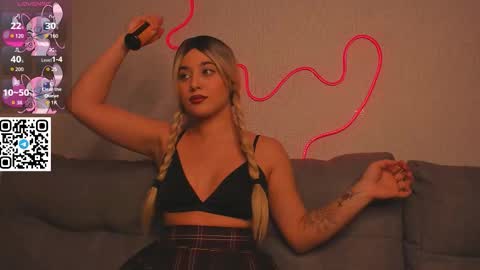 Mary online show from 10.30.25