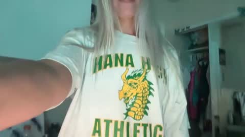 honeybun_z online show from 09.27.25