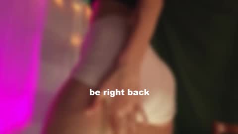 Molly  online show from 09.19.25