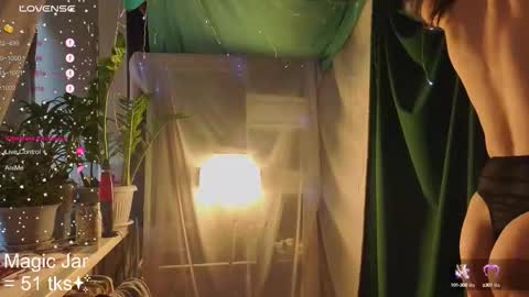 Molly  online show from 09.21.25