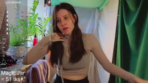 Molly  online show from 10.03.25