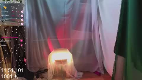 Molly  online show from 10.20.25