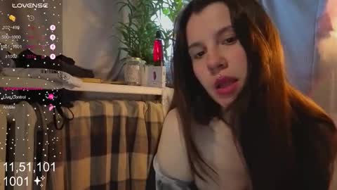 Molly  online show from 11.07.25