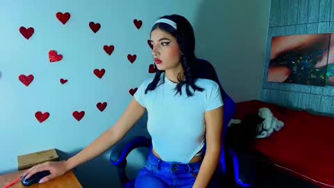 HONEY LUXE online show from 02.15.26