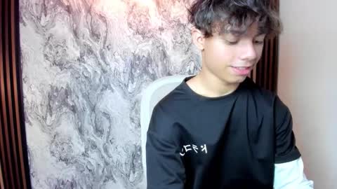 honeymoon_sariel online show from 03.20.26