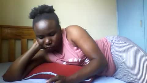 Honeymuny online show from 11.19.25