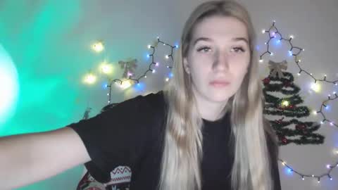 honeyveil online show from 12.21.25